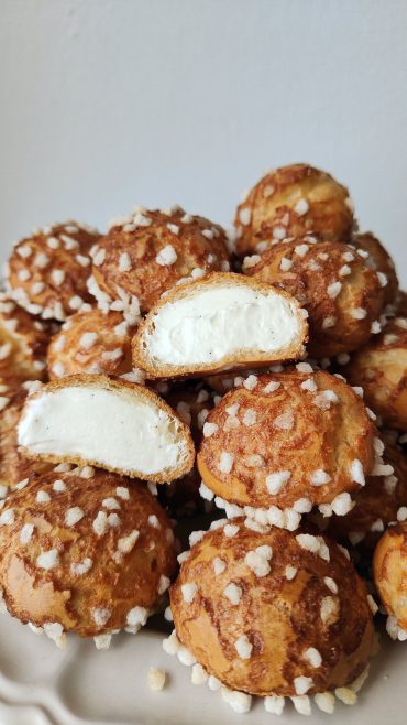 Chouquettes et chantilly vanille
